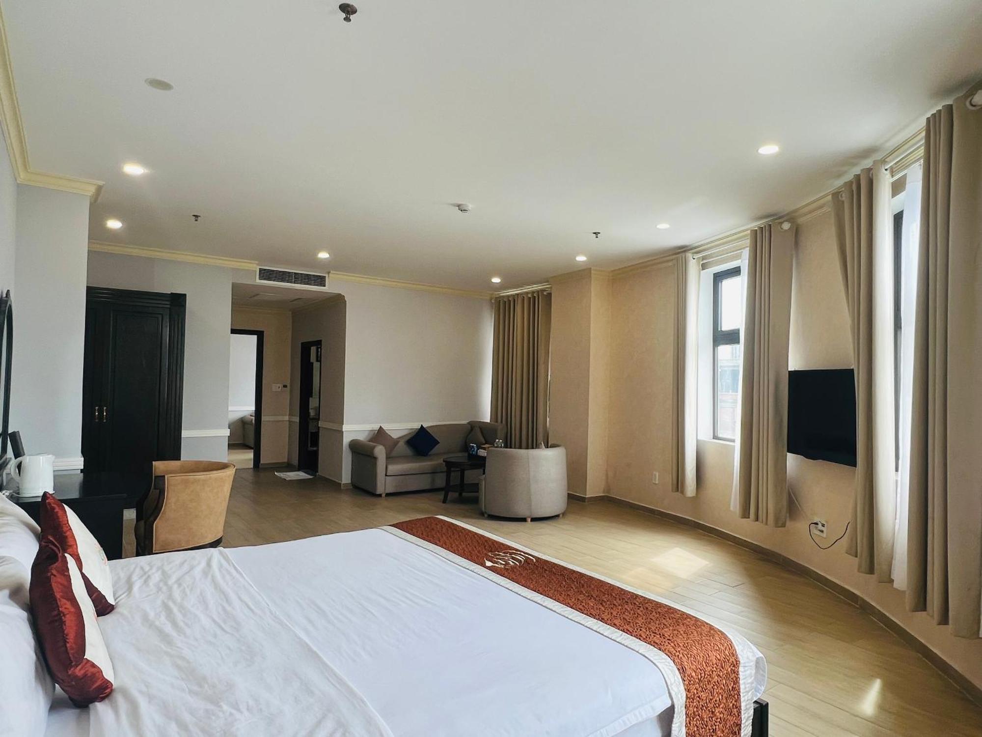 Soc Trang Que Toi Hotel מראה חיצוני תמונה