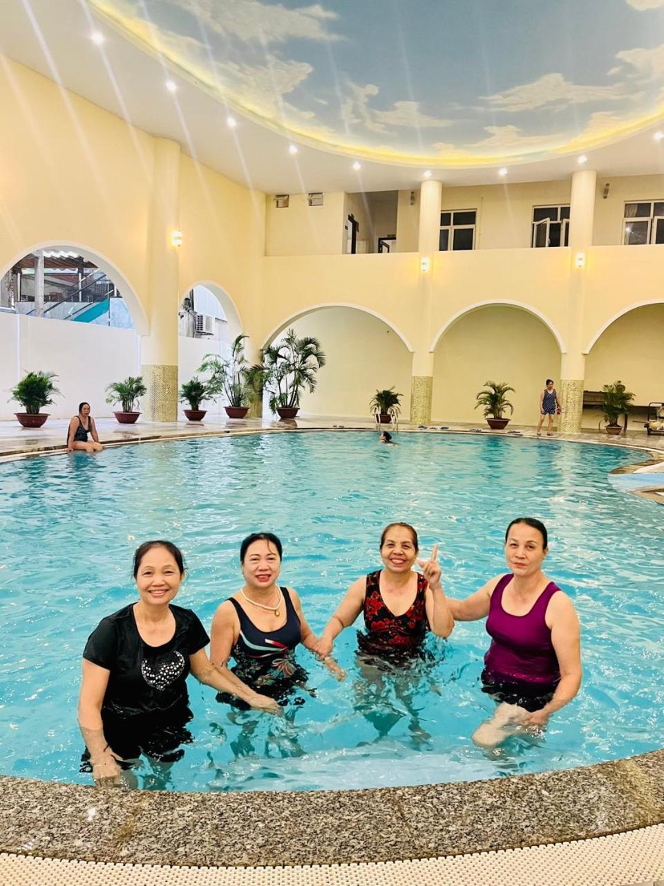 Soc Trang Que Toi Hotel מראה חיצוני תמונה