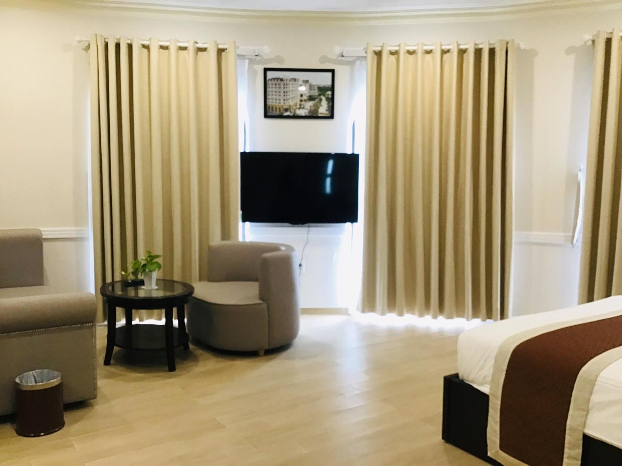 Soc Trang Que Toi Hotel מראה חיצוני תמונה
